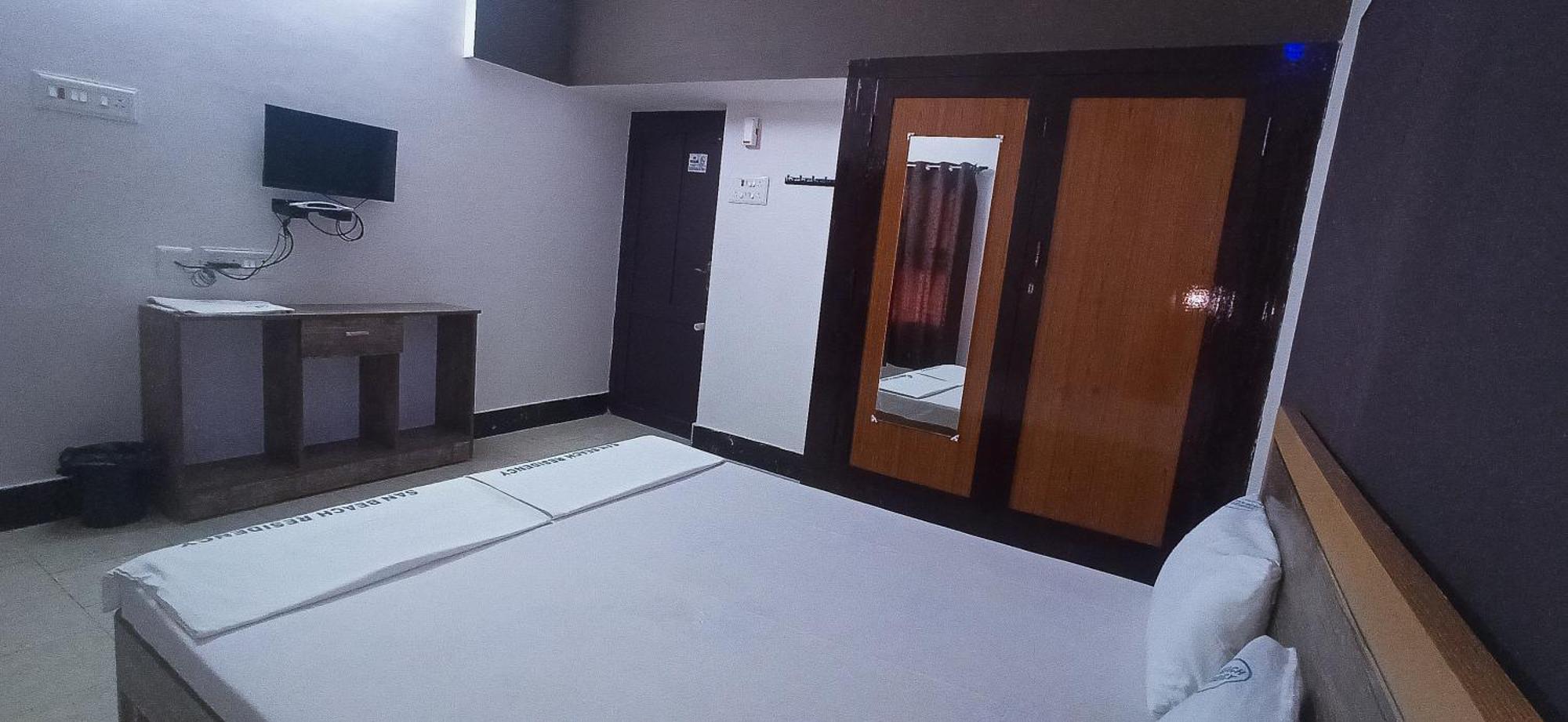 San Beach Residency Karaikal Exterior photo